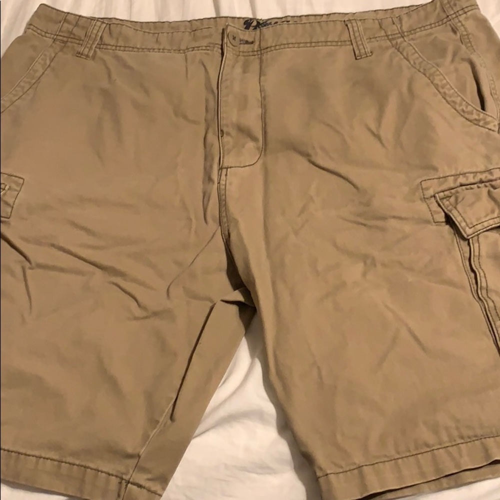 Plugg shorts 42